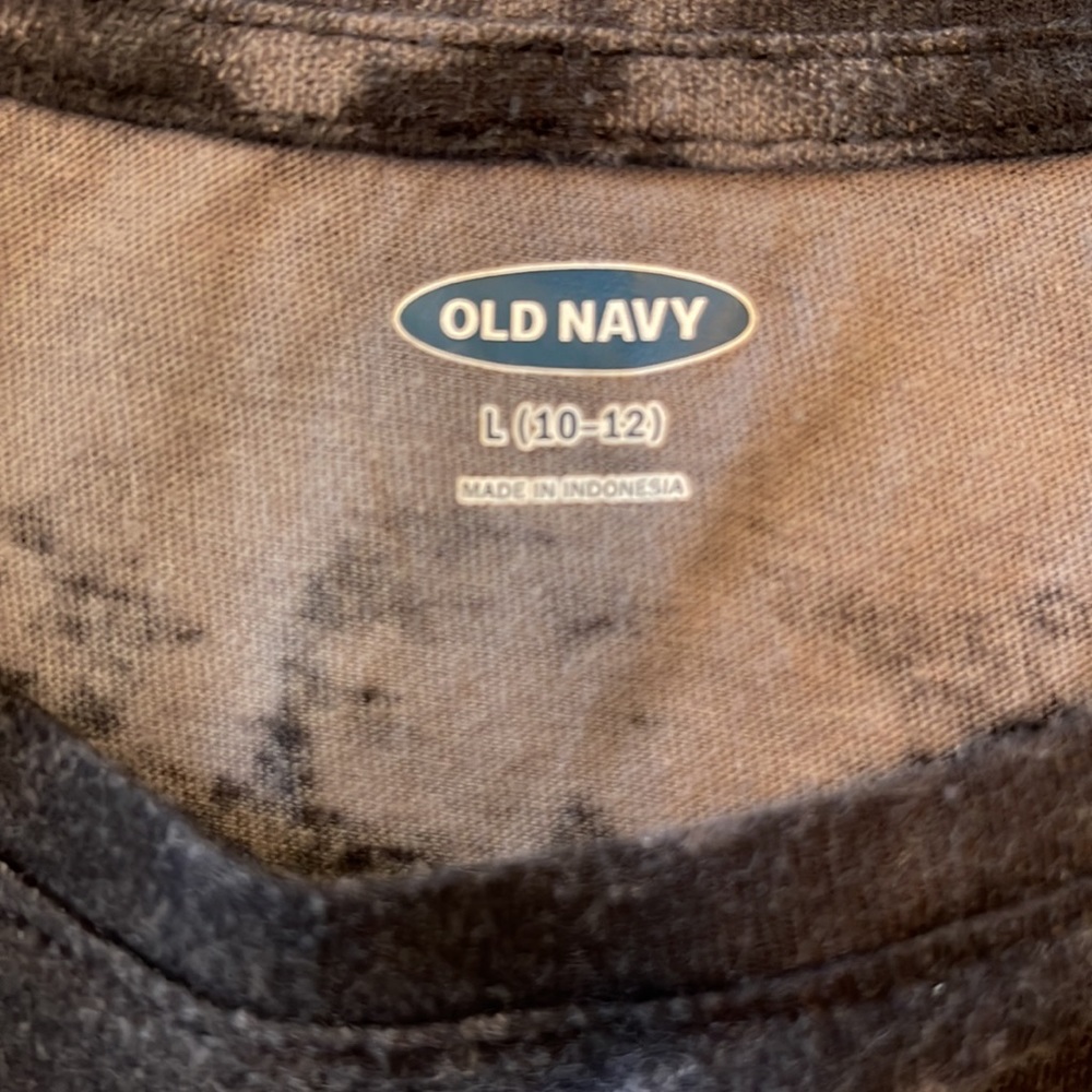 Old navy black tie dye tee size L 10-12 - Picture 2 of 6